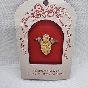 NWT Rosemary Nelson Angel Brooch